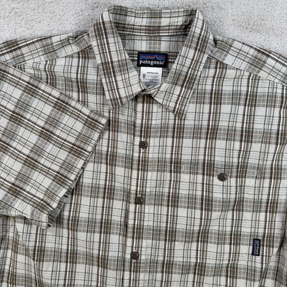 Patagonia Shirt Mens Small Brown Plaid Seersucker Short Sleeve Button Down